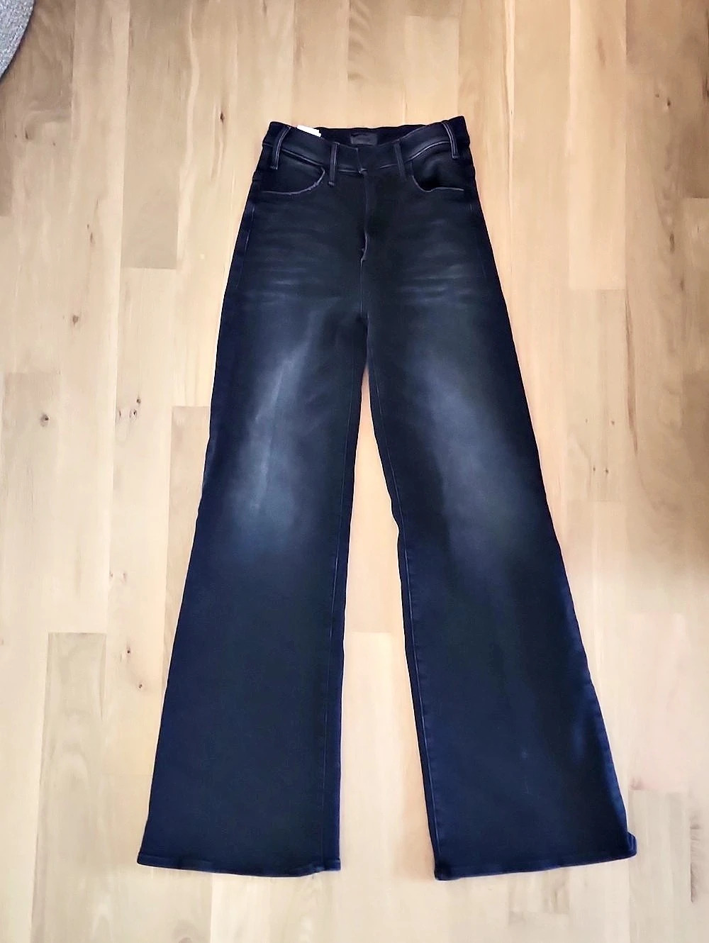 MOTHER The Hustler Roller Sneak Wide Leg Jeans Waist 24 Black Not Today Satan.